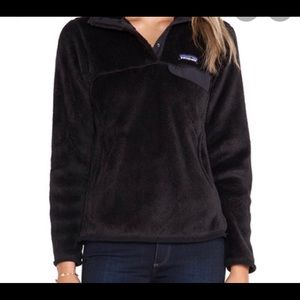 Black Patagonia Pullover